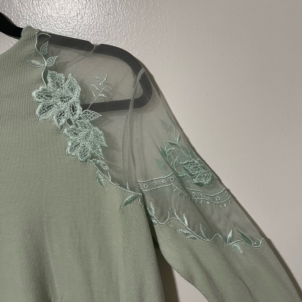 Free people mint long sleeve top lace arm - Picture 5 of 7